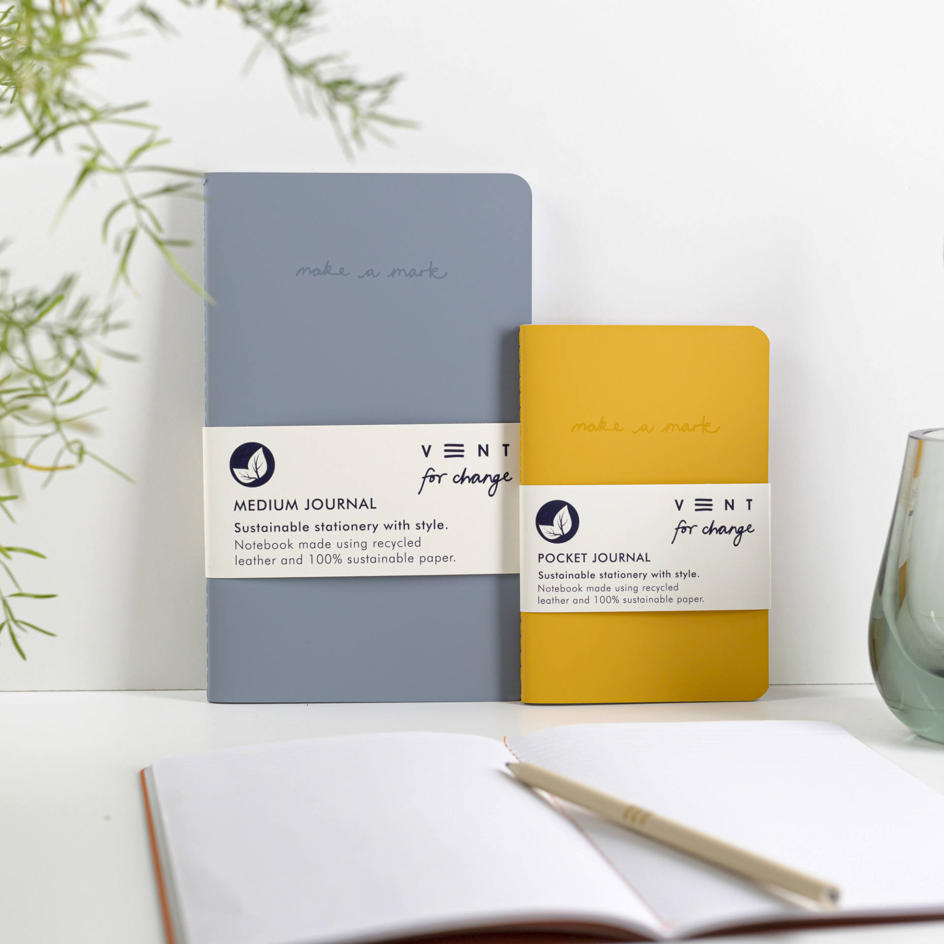 PANTONE® Colours of the Year - dusty blue (m) &amp; mustard yellow (p)