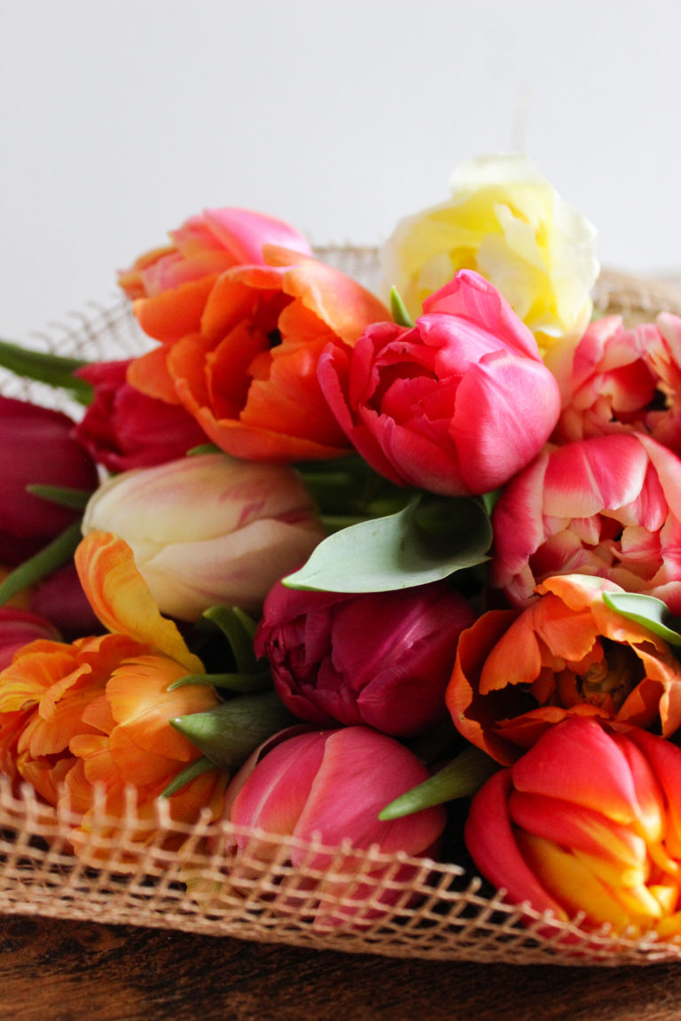 British Tulip Bouquet – Mother's Day