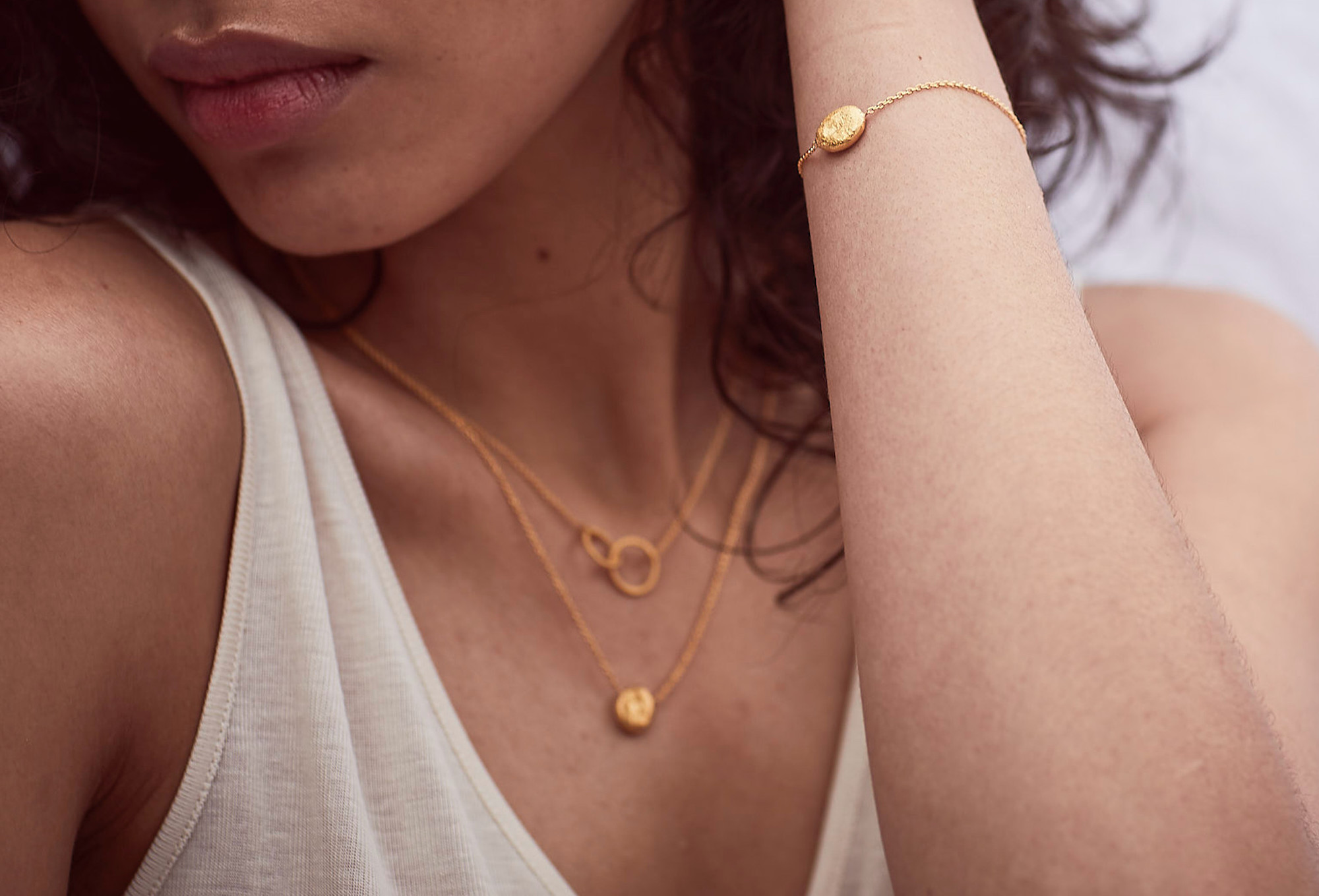 Jaya Bracelet &amp; Necklace Set - Shiny Gold