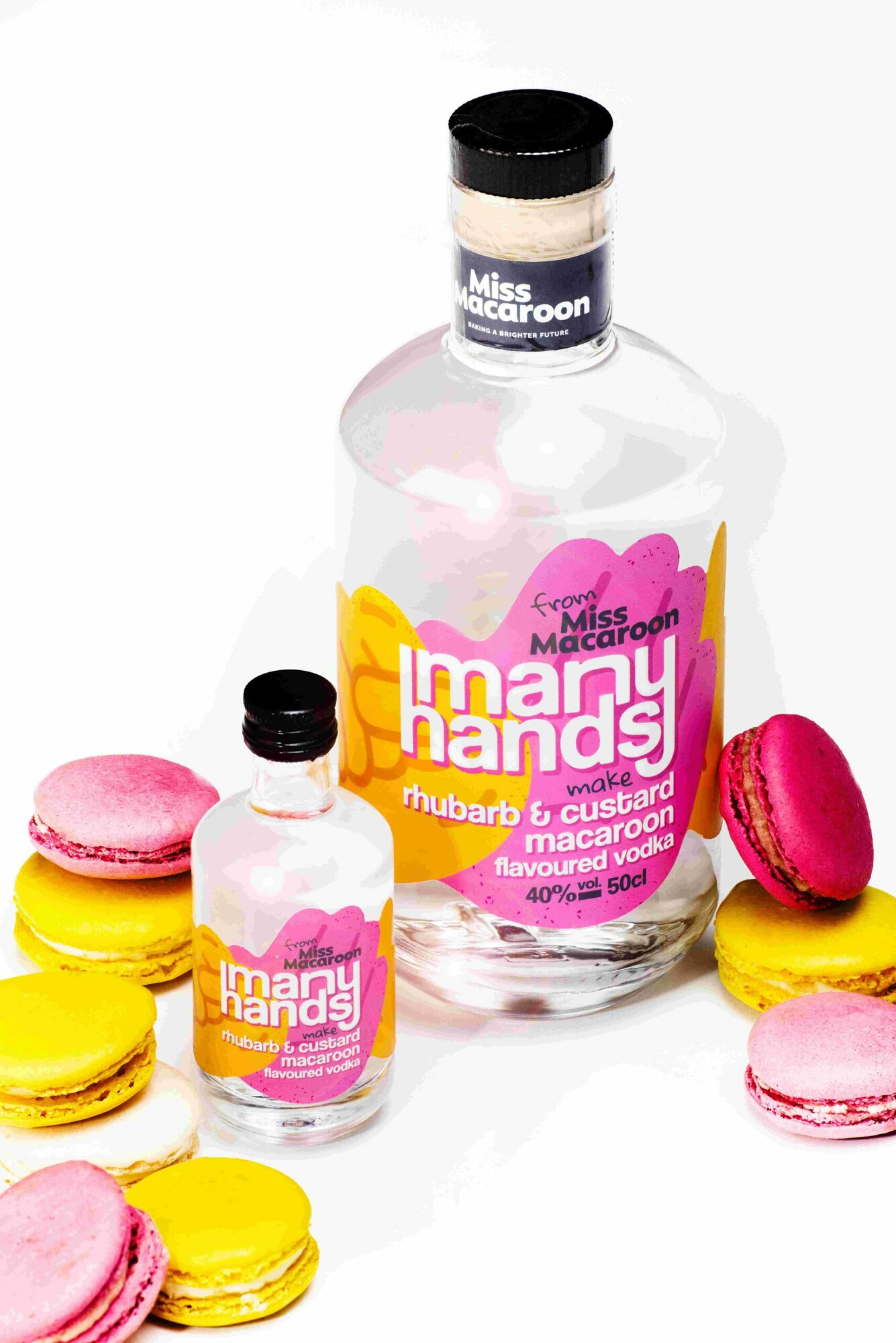 Many Hands Make Rhubarb & Custard Macaroon Flavoured Vodka Gift Set