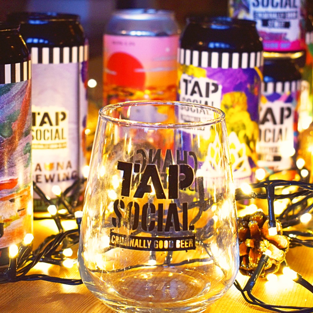 Tap Social Beer Lovers' Christmas Hamper (w/ Glassware)