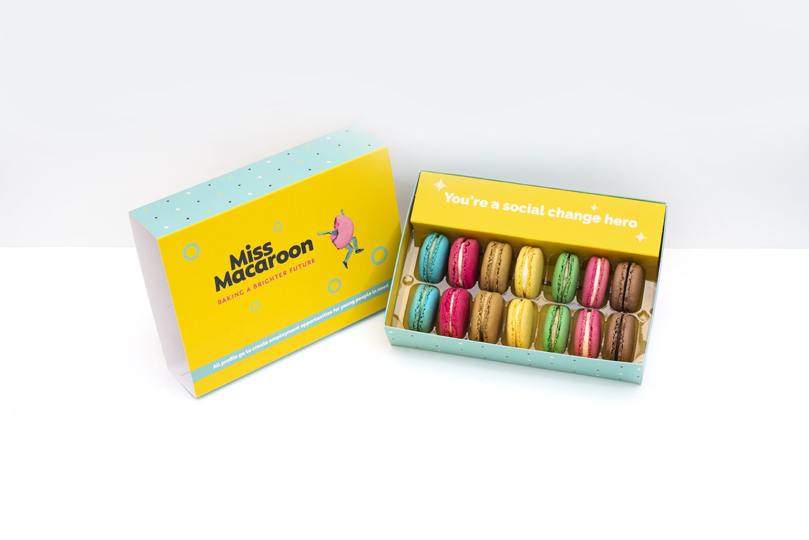 Mother's Day Flowers Macaron Gift Box
