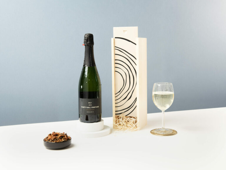 The London Sparkling Brut Gift with Wooden Gift Box