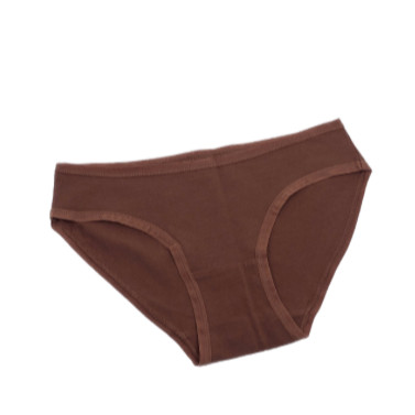 Women's organic cotton low-rise bikini bottoms in chestnut (mid nude)