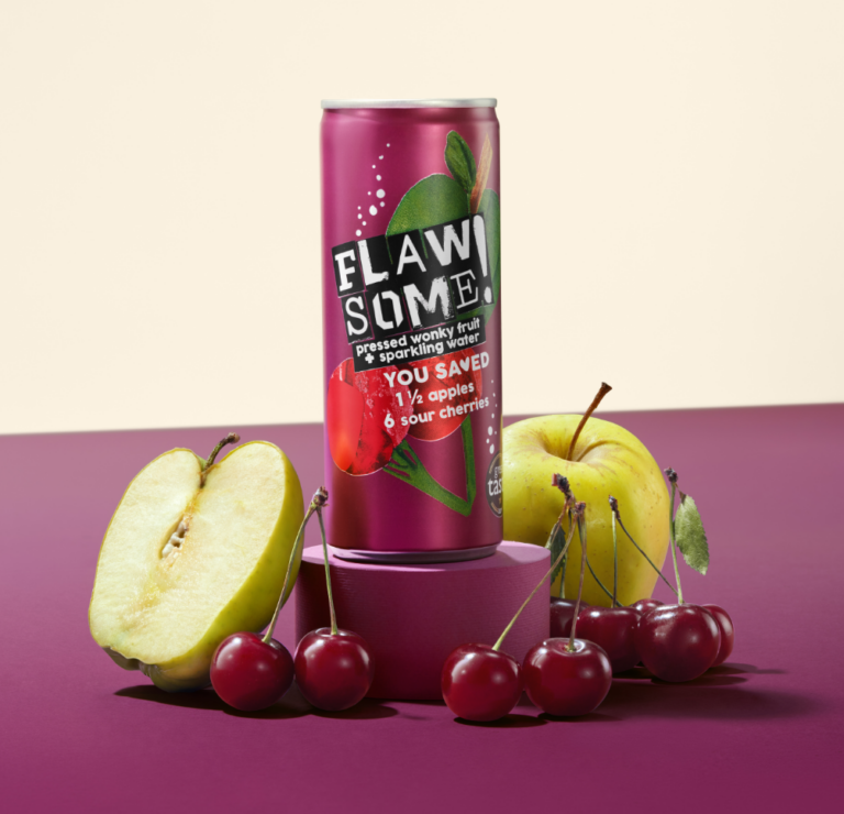 Apple & Sour Cherry lightly sparkling juice drink