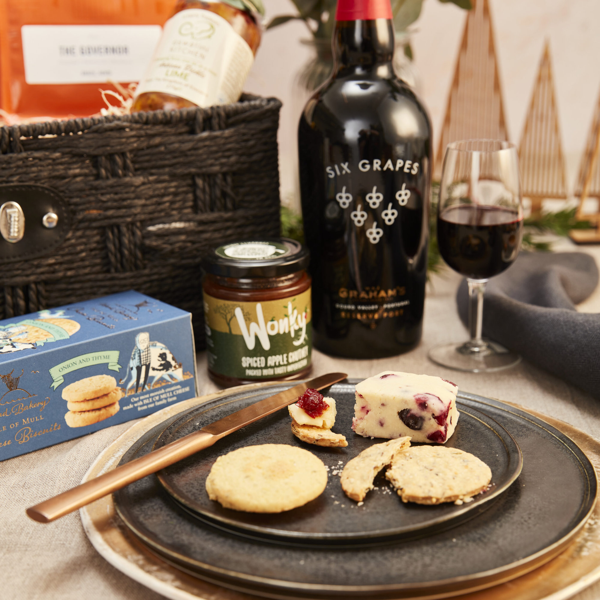 The Port and Pairings Hamper