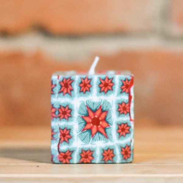 Mini Cube Christmas Candles - green poinsettia