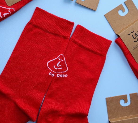 Do Good To Be True Red Bamboo Socks