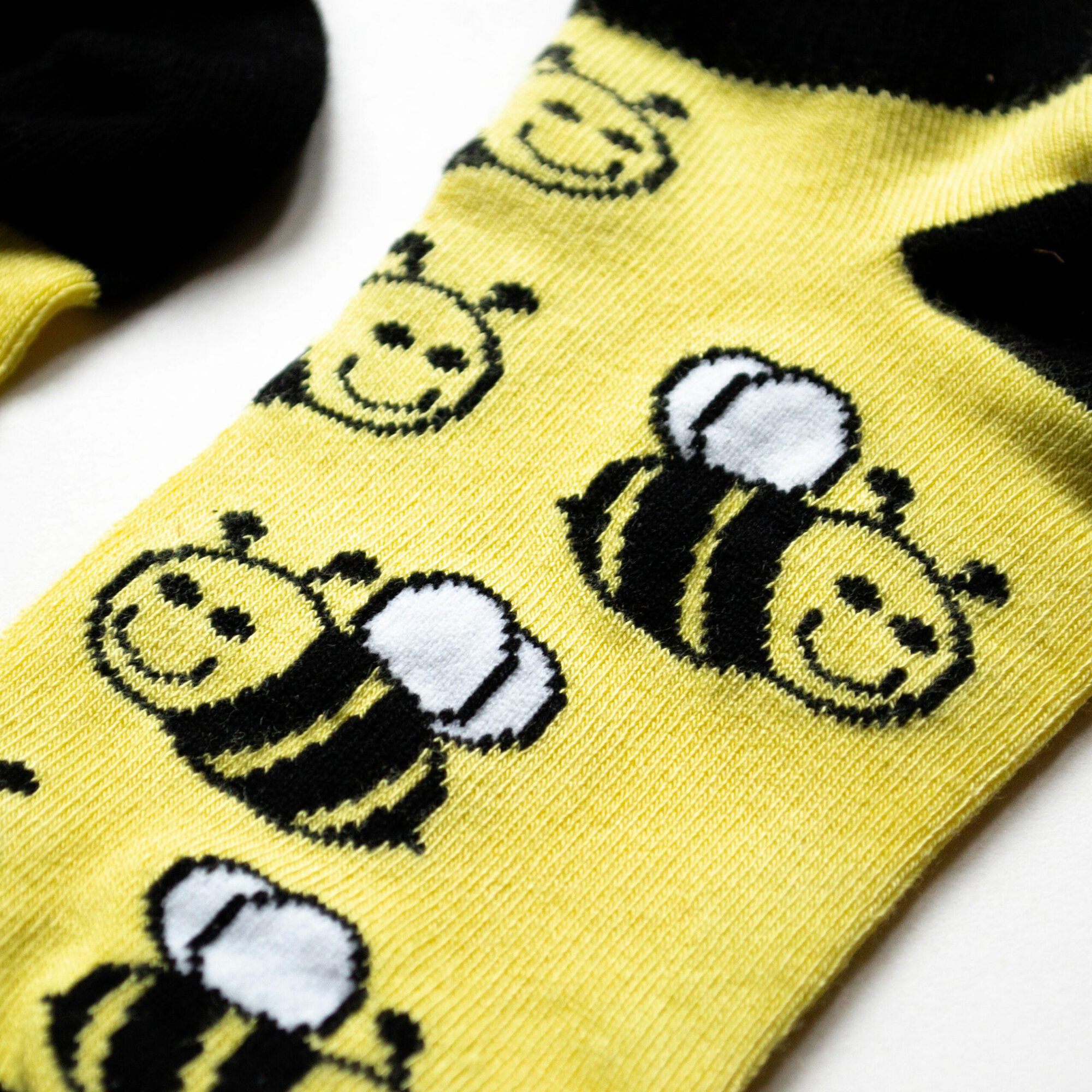 Bumblebee Bamboo Trainer Socks