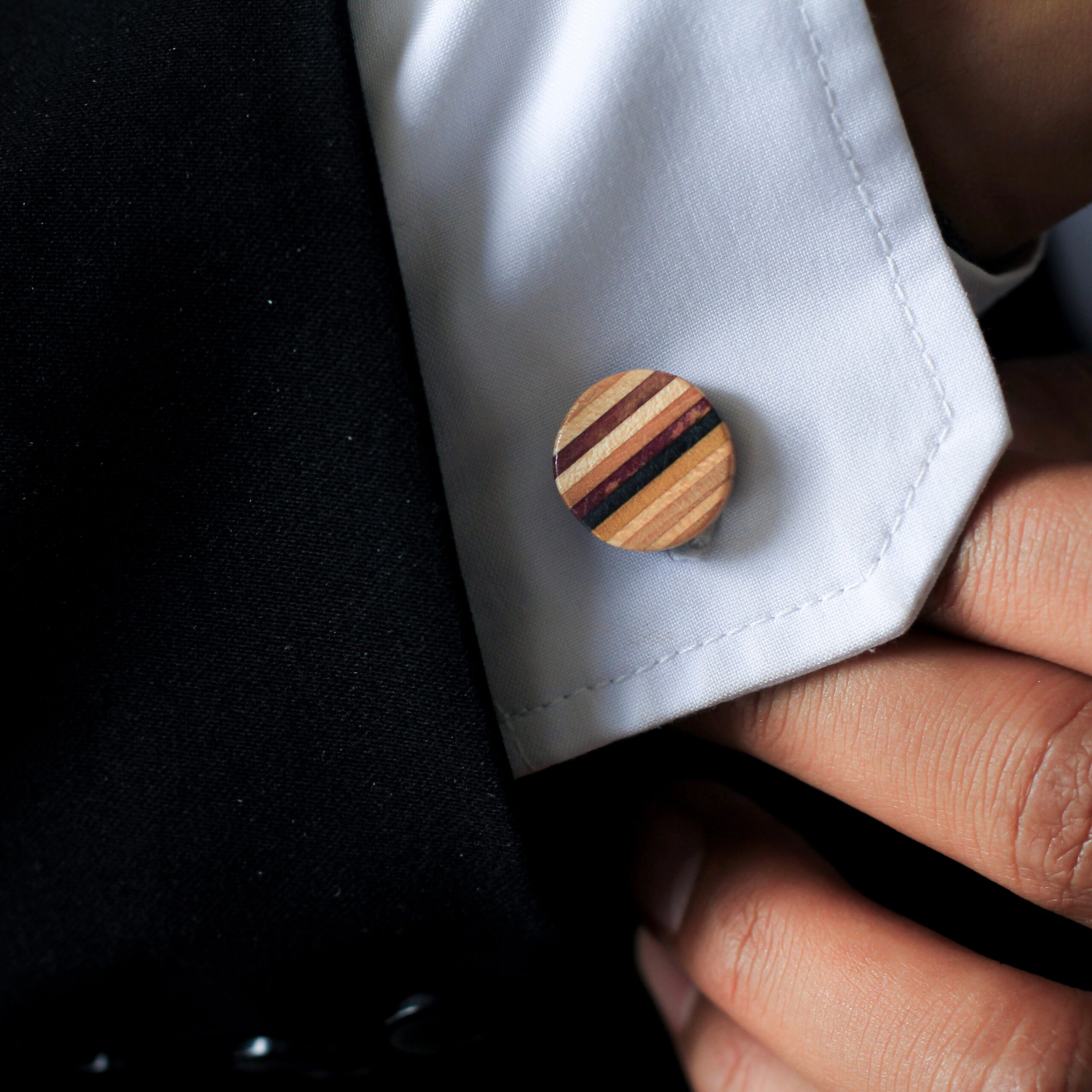 Recycled Skateboard Wooden Round Cufflinks - Round