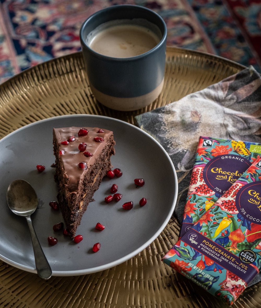 CHRISTMAS LIBRARY BOX (3 BARS) DARK AND MILK CHOCOLATE