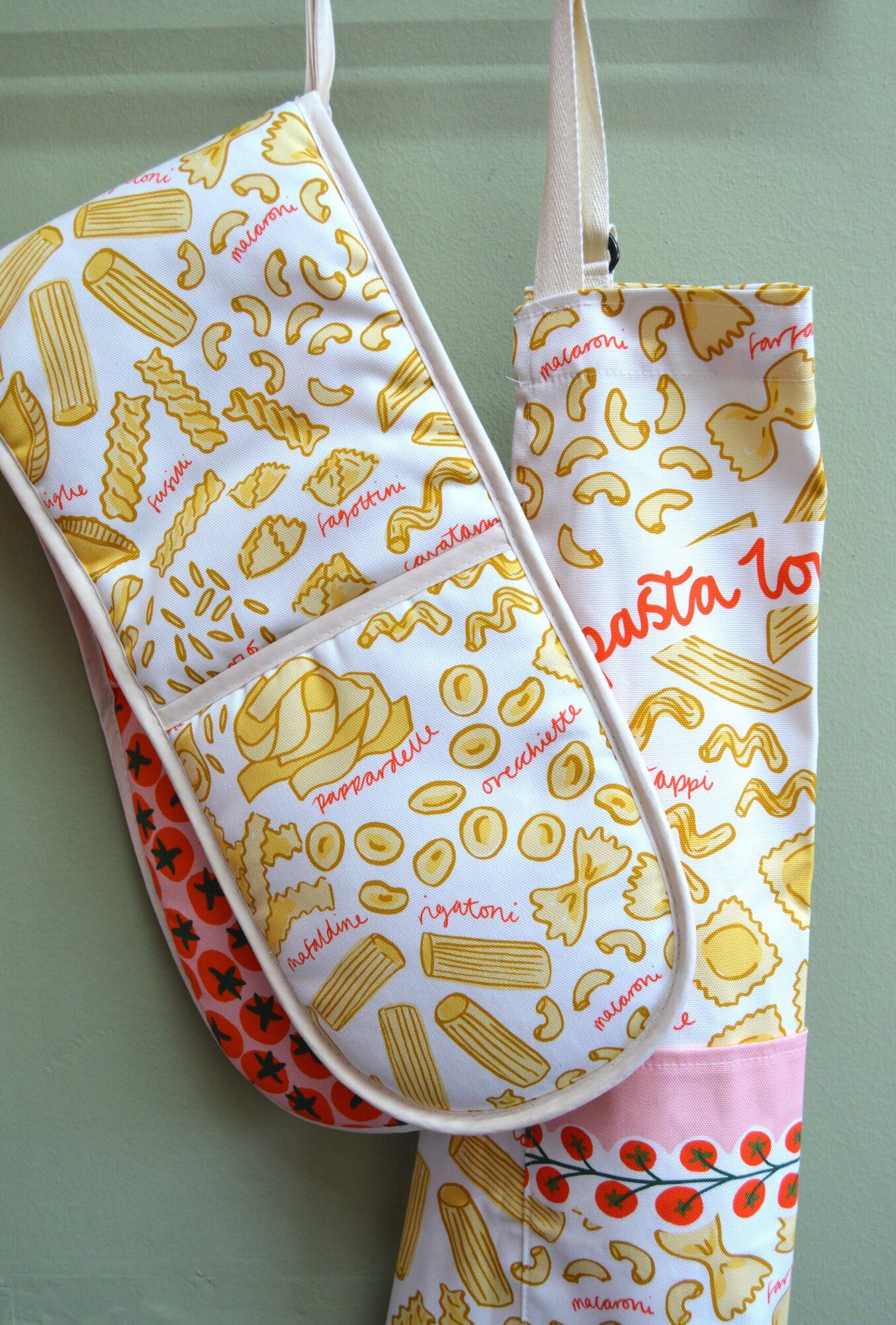 Pasta Lovers Organic Cotton Oven Gloves